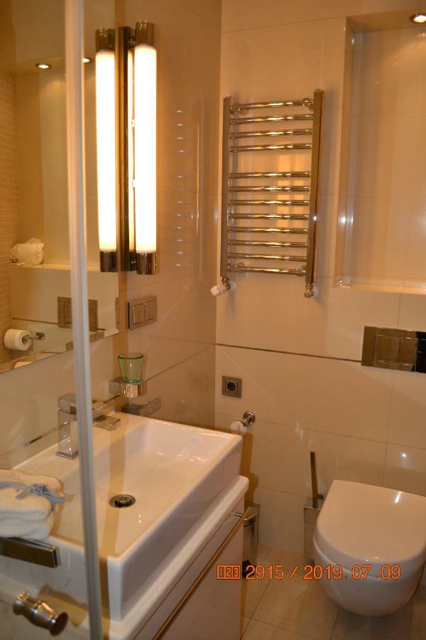 Апартаменти Apartament Parkowa Polana Z Ogrodem Поляниця-Здруй Екстер'єр фото