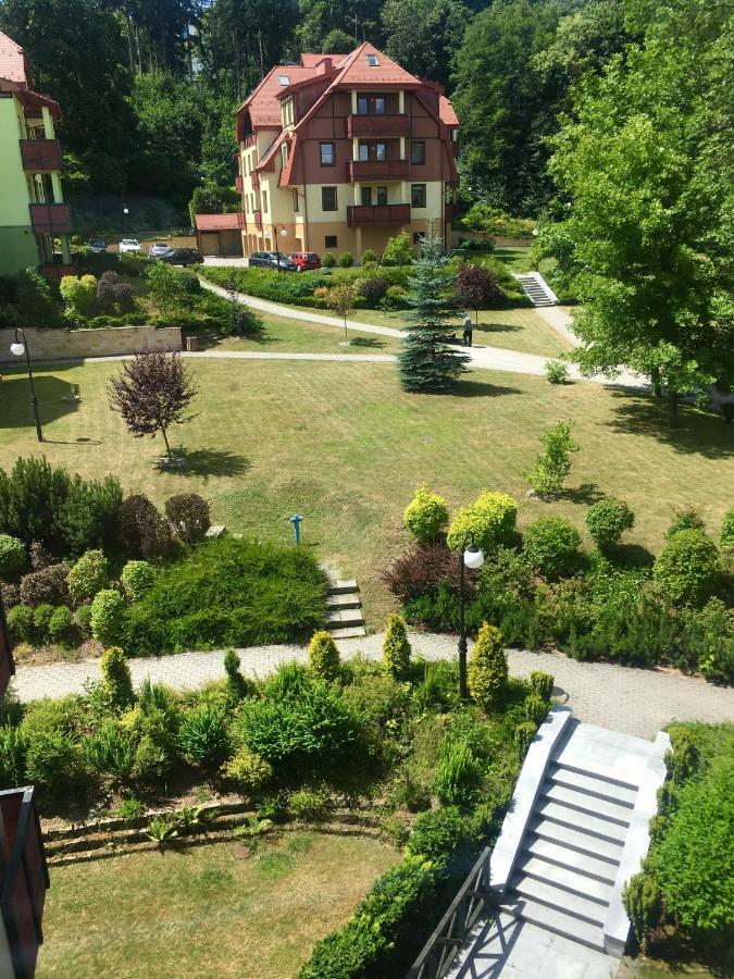 Апартаменти Apartament Parkowa Polana Z Ogrodem Поляниця-Здруй Екстер'єр фото